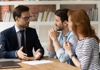Fast mäklararvode – Vad tar mäklare som erbjuder fast pris?